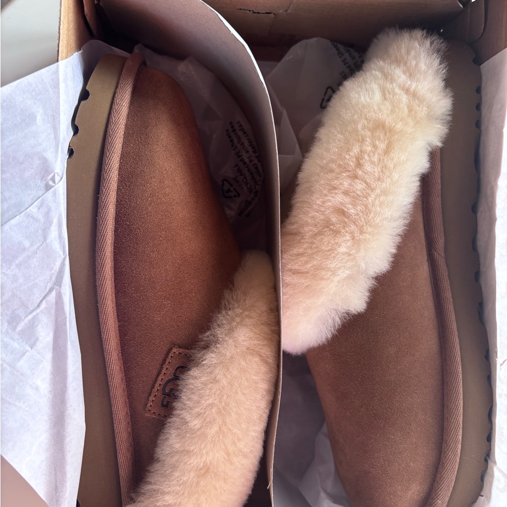 UGG Women's Chestnut Slippers with Cream Lining